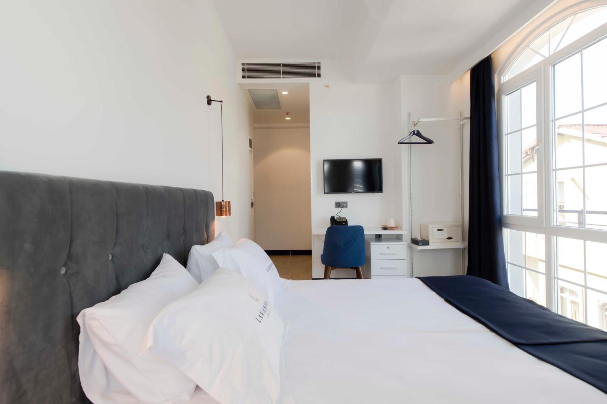 Hotels And Suites Platine Istanbul Exterior photo